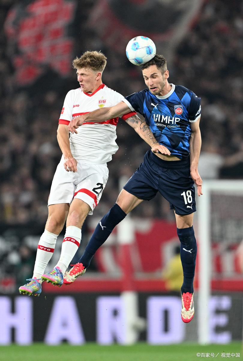 奥格斯堡击败对手，逼近积分榜上行列