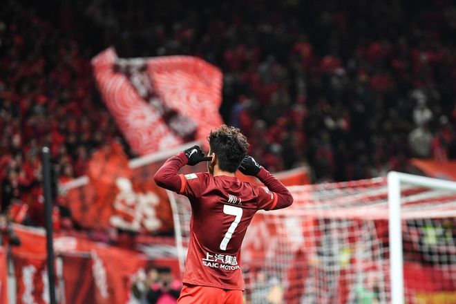 申花战上港:主队实力强劲,冲劲作战取胜 申花战上港:主队实力强劲,冲劲作战取胜