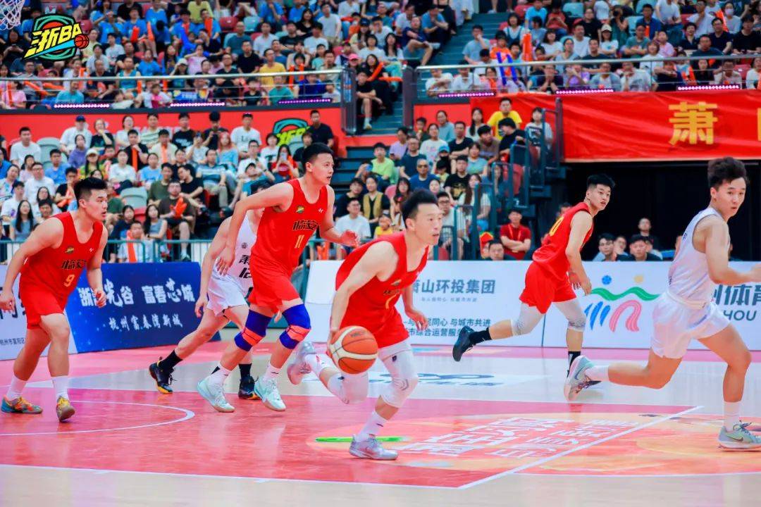 中国球队打出好戏,迎来胜利 中国球队打出好戏,迎来胜利