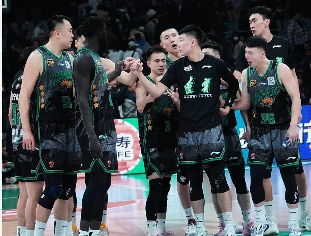 辽宁男篮逆转吉林男篮获第三连胜 辽宁男篮逆转吉林男篮获第三连胜