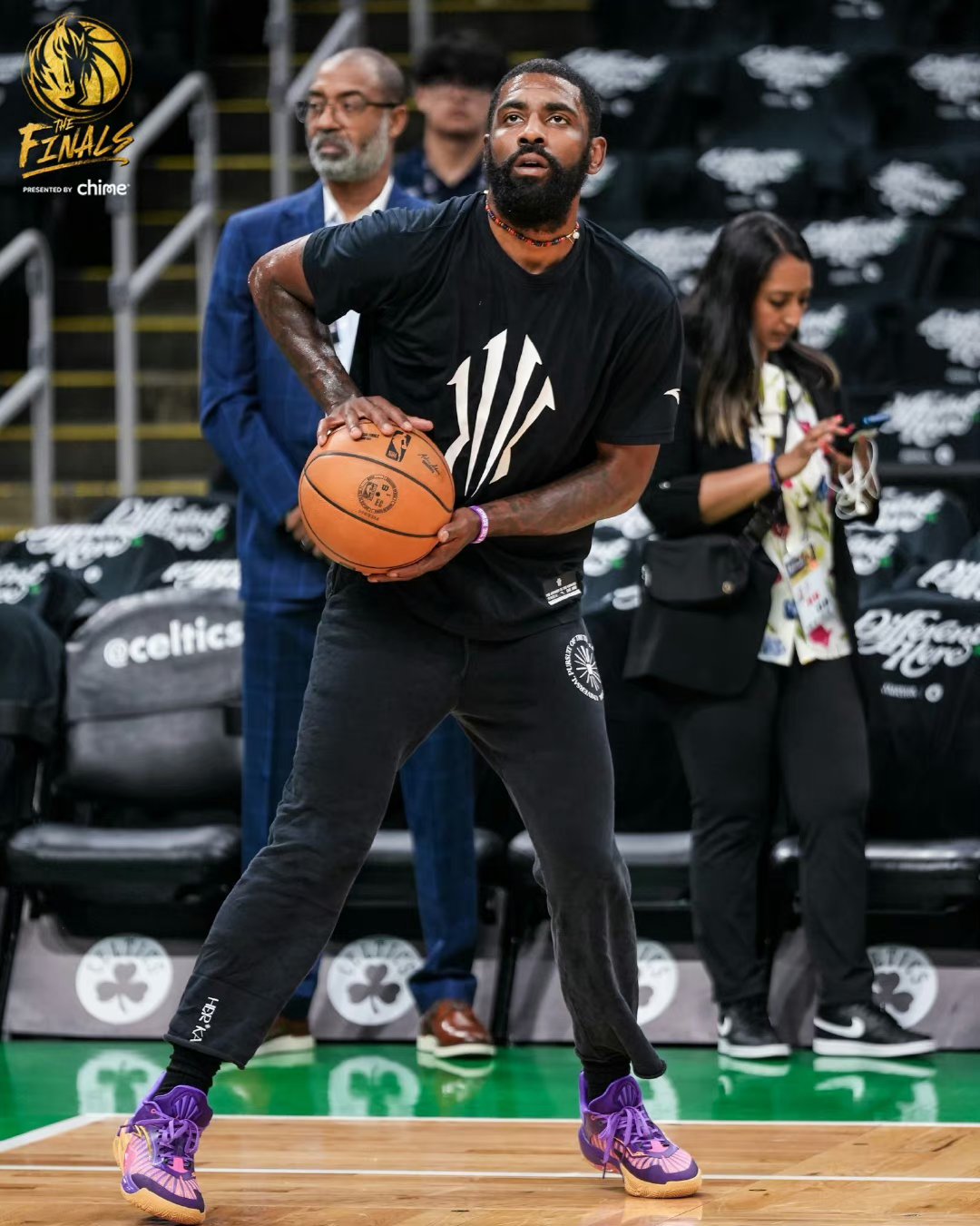 凯尔特人主场力克独行侠