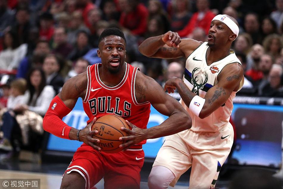 雄鹿逆转公牛卫冕夺冠