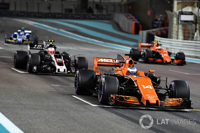 索伯车队碾压迈凯伦,塞恩斯刷新纪录的简单介绍 索伯车队碾压迈凯伦,塞恩斯刷新纪录的简单介绍